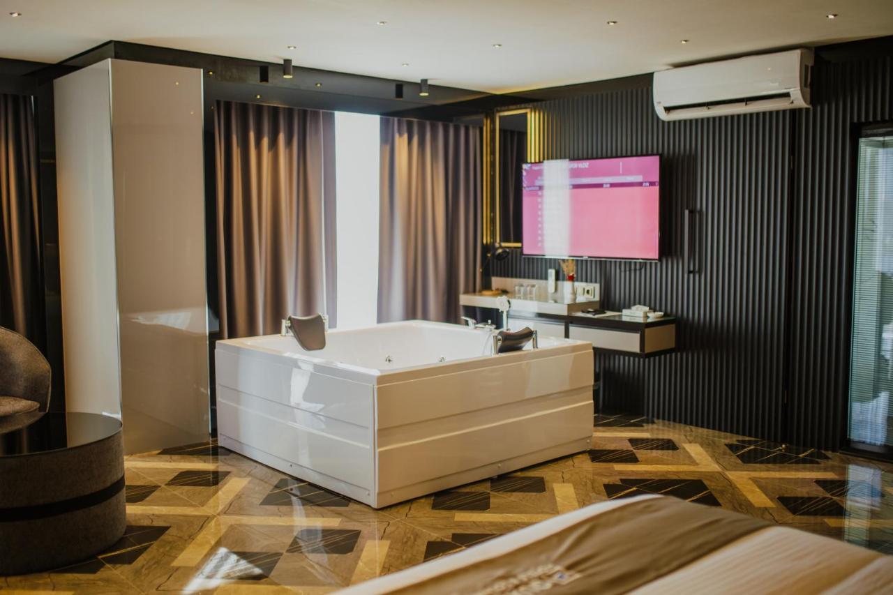 Quala Hotels & Lounge Aksaray Eksteriør bilde